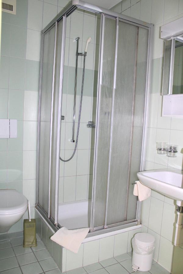 Hotel & Bildungshaus St. Jodern Висп Экстерьер фото